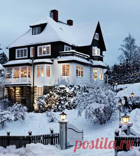 (4) "VINTAGE ROSE KITCHEN"