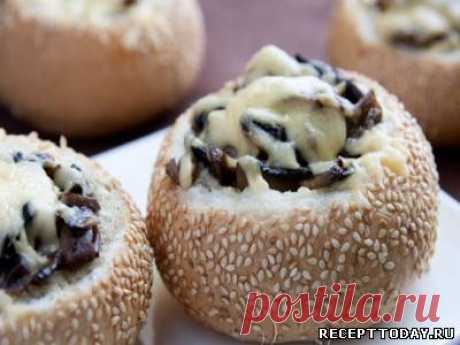 Рецепт: Булочки фаршированные грибами