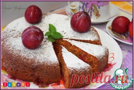 Медовая коврижка со сливами - кулинарный рецепт