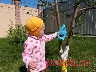 Когда на улице прекрасная погода, почему бы и творческие занятия не провести во дворе - рисовать, изучать цвета и оттенки, наблюдая за окружающим миром? Мама Светлана и умнички Вика и Максим из Клуба "Моя умница" рассказывают, как интересно они вместе проводят время на даче, занимаясь по комплекту "Творчество с пелёнок": http://club.umnitsa.ru/smartydiary/tsp-korichnevyi-albom-nachalo
http://www.umnitsa.ru/cat/tvorchestvo_s_peljonok