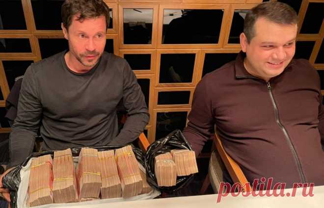 «На сиськи девочкам». В суде рассказали, как Деревянко тратил криптодоходы. В понедельник, 20 ноября, в Измайловском районном суде состоялось рассмотрение иска предпринимателя Сергея Николенко к Павлу Деревянко и его партнеру Григорию Музуляну о возврате долга.