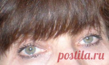 Уход за кожей вокруг глаз | vita-jizn.net
Уход за кожей вокруг глаз очень важен для сохранения молодости и красоты. А если у Вас круги под глазами, то правильный уход за кожей вокруг глаз поможет их убрать.

На кожу вокруг глаз нужно обращать самое пристальное внимание, потому что именно здесь возникают первые возрастные морщинки