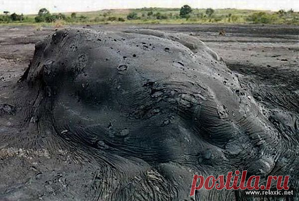 пич лейк - озеро состоящее из жидкого асвальта