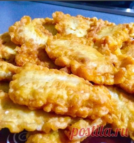 Не потеряйте этот рецепт! Очень вкусный кляр для мяса, курицы, рыбы!

Сегодня делюсь с вами рецептом необычного и очень ароматного кляра.
Такой кляр отлично подходит для куриного филе, рыбы,кальмаров и конечно же овощей.
Сам лук ощущаться не будет, а придаст пикантную нотку приготовленному блюду.
Всё что вы приготовите в этом оригинальном кляре можно смело подавать не только на ужин, но и на праздничный стол.

Ингредиенты:

Репчатый лук 1-2 шт среднего размера
Чеснок 1-2 з...