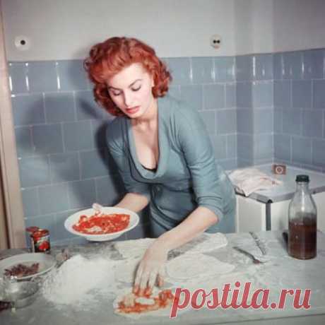 ЦЕНИТЕЛИ ХОРОШЕГО КИНО, ТЕАТРА, АНИМАЦИИ
Наталья Жеглова