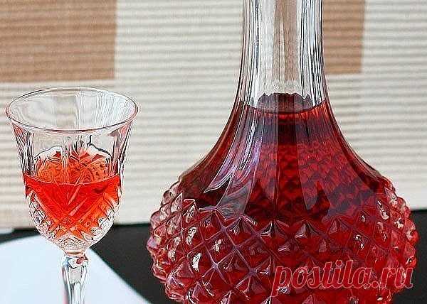 Домашнее вино из... старого никому не нужного варенья!