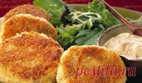 Рецепт сочных и вкусных куриных котлет.