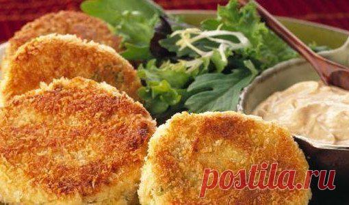 Рецепт сочных и вкусных куриных котлет.