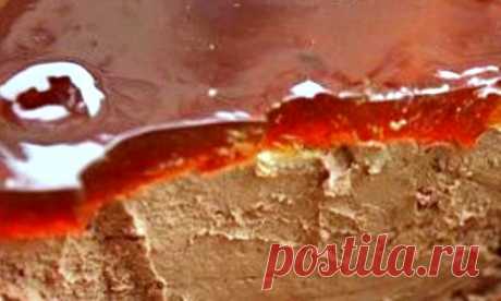 Паштет из индейки с желе из мадеры, рецепт приготовления Паштет из индейки меня научила готовить моя бабушка. Это вкуснейшее блюдо она заливала с желе из мадеры, получается ароматная, нежная закуска.