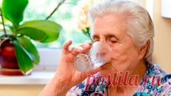 ОЧИЩЕНИЕ ОРГАНИЗМА ДЛЯ ПОЖИЛЫХ ЛЮДЕЙ 

Вы замечали, что пожилые люди даже пахнут по-другому? А все из-за накопленных в организме токсинов.... С годами организм зашлаковывается вредными веществами... 

Рецепт №1 

Замочите на ночь рис в кастрюле, утром воду слейте (она должна быть мутноватой) и залейте свежей водой. Поставьте на медленный огонь. Дождитесь момента закипания и быстро снимите кастрюлю с плиты. Воду слейте, а рис хорошенько промойте в сите под проточной водой. ...