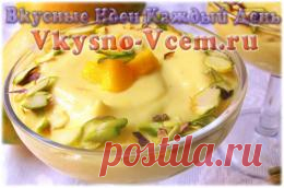 Овощной коктейль с манго. Только летом овощные коктейли самые вкусные и витаминизированные. Соберите урожай зелени на даче, смешайте с нежным домашним творогом и лимоном. Рецепт творожно-овощного десерта полон сюрпризов: добавьте манго для взрыва вкуса! Финальным аккордом станут фисташки.