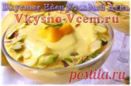 Овощной коктейль с манго. Только летом овощные коктейли самые вкусные и витаминизированные. Соберите урожай зелени на даче, смешайте с нежным домашним творогом и лимоном. Рецепт творожно-овощного десерта полон сюрпризов: добавьте манго для взрыва вкуса! Финальным аккордом станут фисташки.