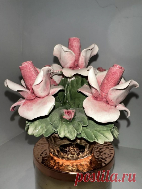 Винтаж: Итальянская фарфоровая статуэтка Цветы в корзине от Capodimonte купить в интернет-магазине Ярмарка Мастеров по цене 10025 ₽ – WVXKGRU, Скульптуры винтажные, Рошаль - доставка по России Винтаж: Итальянская фарфоровая статуэтка Цветы в корзине от Capodimonte в наличии в интернет-магазине на Ярмарке Мастеров - 55237552. Скульптуры винтажные от Antiq-vintag. Размер: 12*10 см
Вес: 147 г. Материал: костяной фарфор, керамика, ручная роспись. Гарантированная доставка...