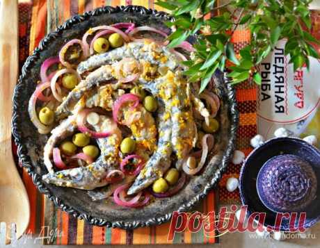 Рыба под маринадом эскабече (Pescado en escabeche). Ингредиенты: рыба морская, мука, растительное масло рафинированное Эскабече (escabeche, происходит от каталонского escabetx, маринад) — рыба, замаринованная в остром соусе. Готовят его как в Испании, так и во всех бывших испанских колониях — от Мексики до Перу, в ...