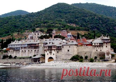 დედამიწაზე ოთხი ადგილია, სადაც უფლის დედის განსაკუთრებული კურთხევა გადმოდის - კარიბჭე