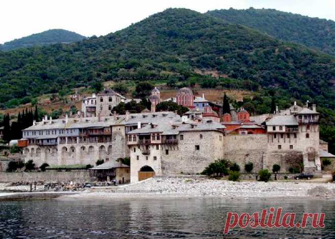 დედამიწაზე ოთხი ადგილია, სადაც უფლის დედის განსაკუთრებული კურთხევა გადმოდის - კარიბჭე