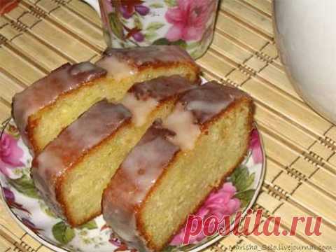 Влажный лимонный кекс на йогурте