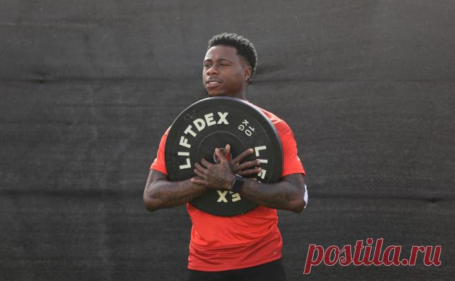 Юристы оценили риски экстрадиции Квинси Промеса в Нидерланды. Суд Амстердама 14 февраля приговорил футболиста «Спартака» Квинси Промеса к шести годам тюрьмы по делу о контрабанде кокаина. РБК узнал у юристов, насколько велик риск его экстрадиции на родину