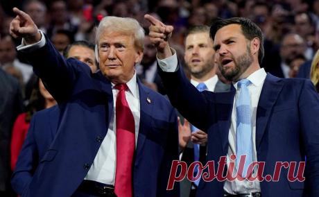 Трамп заявил о нелюбви к санкциями. Трамп, несмотря на такое заявление, в годы своего президентства вводил санкции против «Северного потока» и потом критиковал Байдена за то, что он не продолжал принимать ограничения против проекта газопровода