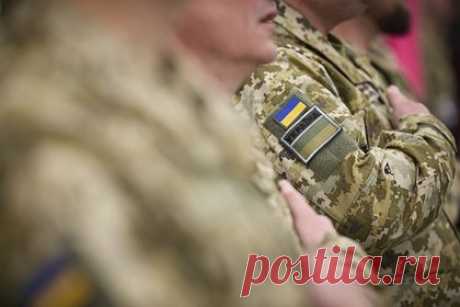 В ЛНР заявили о превращении центра Часова Яра в укрепрайон ВСУ. Вооруженные силы Украины (ВСУ) превратили центр Часов Яра в сплошной укрепрайон. Об этом заявил подполковник ЛНР в отставке Андрей Марочко. «В центре населенного пункта Часов Яр не осталось практически ни одного здания, которое не использовалось бы украинскими боевиками в военных целях», — сказал он.