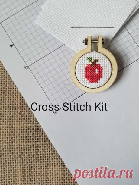 Counted Cross Stitch Kit Apple Mini - Etsy España