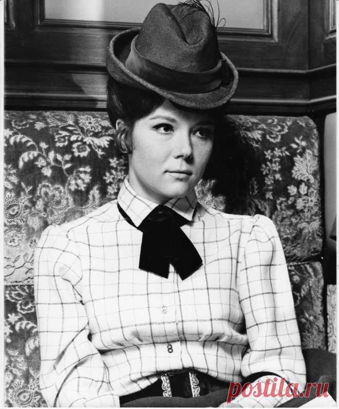Дайана Ригг (Diana Rigg) - 20 июля 1938