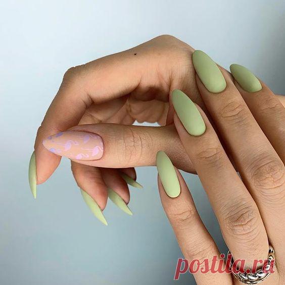 Зеленый матовый маникюр Зеленый матовый маникюр. Модный и красивый дизайн маникюра, необычные и стильные идеи в нейл-арте, технологии их выполнения. Фото и видео шикарного, оригинального и классного маникюра и педикюра на сайте modnail.ru
