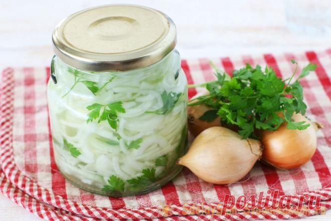 Быстрый маринованный лук к шашлыкам