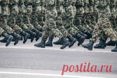 В США назвали отличия китайских ЧВК от группы «Вагнер». В отличие от группы «Вагнер», чьи бойцы широко применяют военную технику и оружие, китайские частные военные компании в основном выполняют охранные функции, которые, как правило, не требуют использования летальных средств. Об этом пишет американская газета The Wall Street Journal.