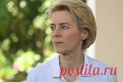 Стало известно о предложении главе ЕК возглавить НАТО после Столтенберга. Несколько государств НАТО предлагают главе Еврокомиссии (ЕК) Урсуле фон дер Ляйен возглавить альянс в октябре после ухода Йенса Столтенберга. Ранее Столтенберг подтвердил уход в отставку осенью 2023 года. Он выразил надежду, что НАТО найдет достойного человека на пост генсека.