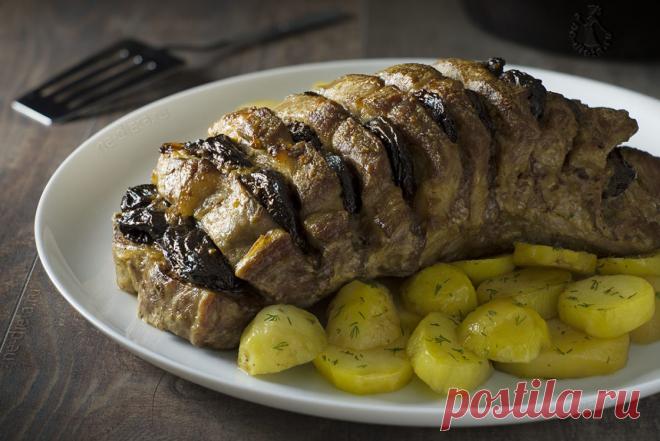 Свинина с черносливом - рецепт в духовке с пошаговыми фото