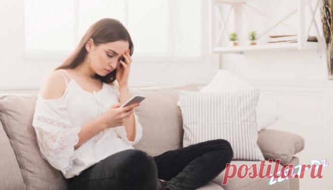 3 маленьких способа справиться с тревожным днем
Дни могут казаться годами, когда мы, не можем двигаться с легкостью. Ходить с комом переполняющих эмоций — все равно что двигаться по жизни вне силы гравитации; это утащит нас вниз, во тьму подземелья. К счастью, наша тревога не определяет нас. Это всего лишь непреодолимый сбой в нашей повседневной жизни, с которым нам нужно найти способы […]
Читай пост далее на сайте. Жми ⏫ссылку выше