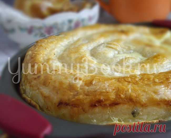 Пирог-улитка с картофелем и брынзой.
