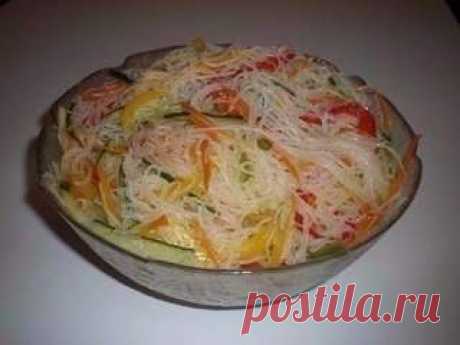 Салат Фунчоза с овощами - Простые рецепты Овкусе.ру