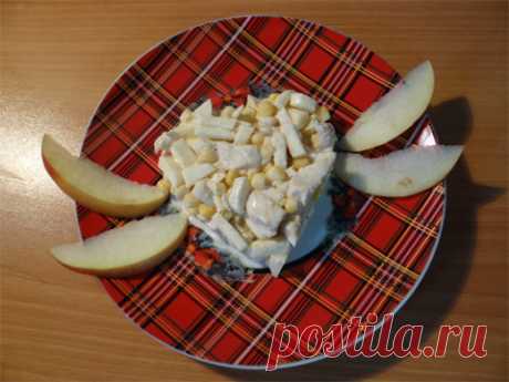 Теплый салат с курицей и яблоками. Рецепт. Ингредиенты. Процесс приготовления с фото
