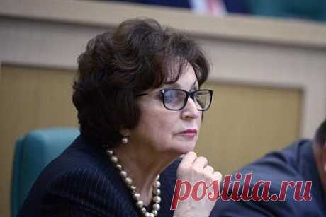 В России предложили провести среди женщин опрос о службе в армии. Председатель Союза женщин России Екатерина Лахова предложила провести опрос среди россиянок о службе в армии. По ее словам, пока нет данных о том, что в призыве женщин на военную службу есть большая необходимость. «Я не думаю, что у нас есть ущемление в правах наших девушек», — отметила Лахова.