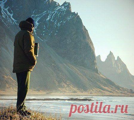 Не иди туда, куда ведет дорога. Иди туда, где дороги нет, и оставь свой след.