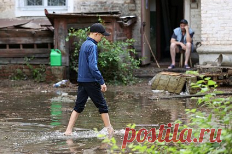 Уровень воды в Новой Каховке снизился на три метра. Уровень воды в Новой Каховке снизился на три метра за сутки. Об этом заявил временно исполняющий обязанности губернатора Херсонской области Владимир Сальдо. Помимо того, продолжил Сальдо, в Алешках за сутки вода опустилась с пяти до трех метров, а в Голой Пристани с пяти до четырех.