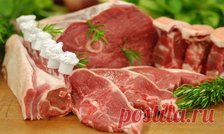 Почему мясо нельзя мыть перед готовкой - Умная Каждая хозяйка (да и не только) знает – все продукты перед приготовлением необходимо тщательно мыть. Фрукты, овощи – в мойку, под струю горячей воды. И многие из нас точно также...