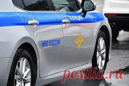 Россиянин отмечал день рождение и открыл стрельбу в кафе. Прокуратура Свердловской области утвердила обвинительное заключение по уголовному делу двух жителей Каменска-Уральского, открывших стрельбу в местном кафе, в результате чего были ранены двое мужчин, один из них не выжил. Обвиняемые 1986 и 1990 годов рождения предстанут перед судом.