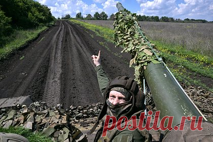 Трамп заявил, что российские танки не оказались в Киеве из-за ошибки генерала. Что на это ответили в Москве?