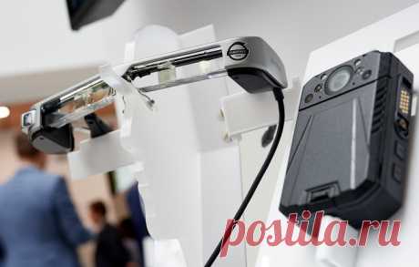 2019 август. Российская компания Ntechlab разработала технологию распознавания человека по силуэту, с помощью которой можно будет отслеживать его перемещения по городу