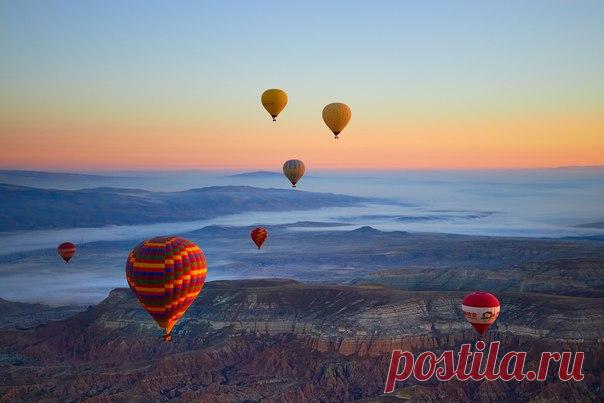 Полет над Каппадокией, Турция. Автор фото – Александра Чернова: nat-geo.ru/photo/user/120329/