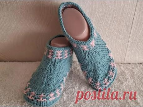Вяжем красивые тапочки спицами