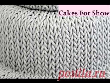 Making a Knitted Cake