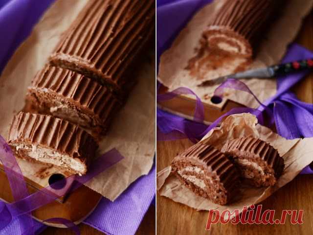 Шоколадный бисквитный рулет