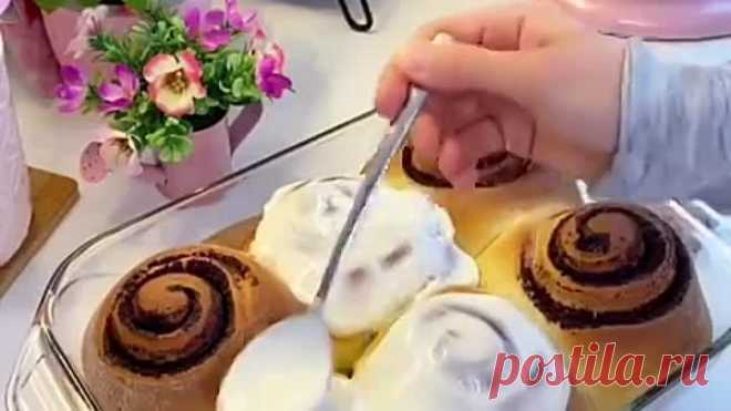 Булочки 'Синнабон' 😍 ⠀ Вообще их готовят с корицей,но мы всей семьей ее не любим😅