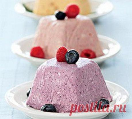 Разноцветная творожная пасха, творог с вареньем, Пасхальный творожный десерт, Творог с черничным вареньем, Разные виды варенья, | Давайте приготовим