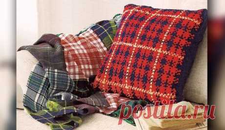Чехол для подушки связан в шотландской технике Fair Isle. Спицами. / Loveknitting.ru
