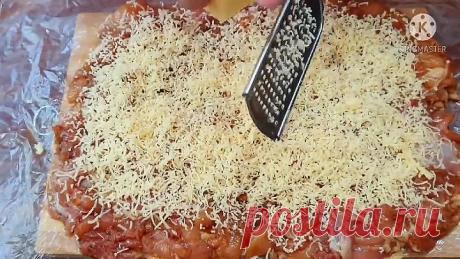 Очень сочный куриный рулет в духовке